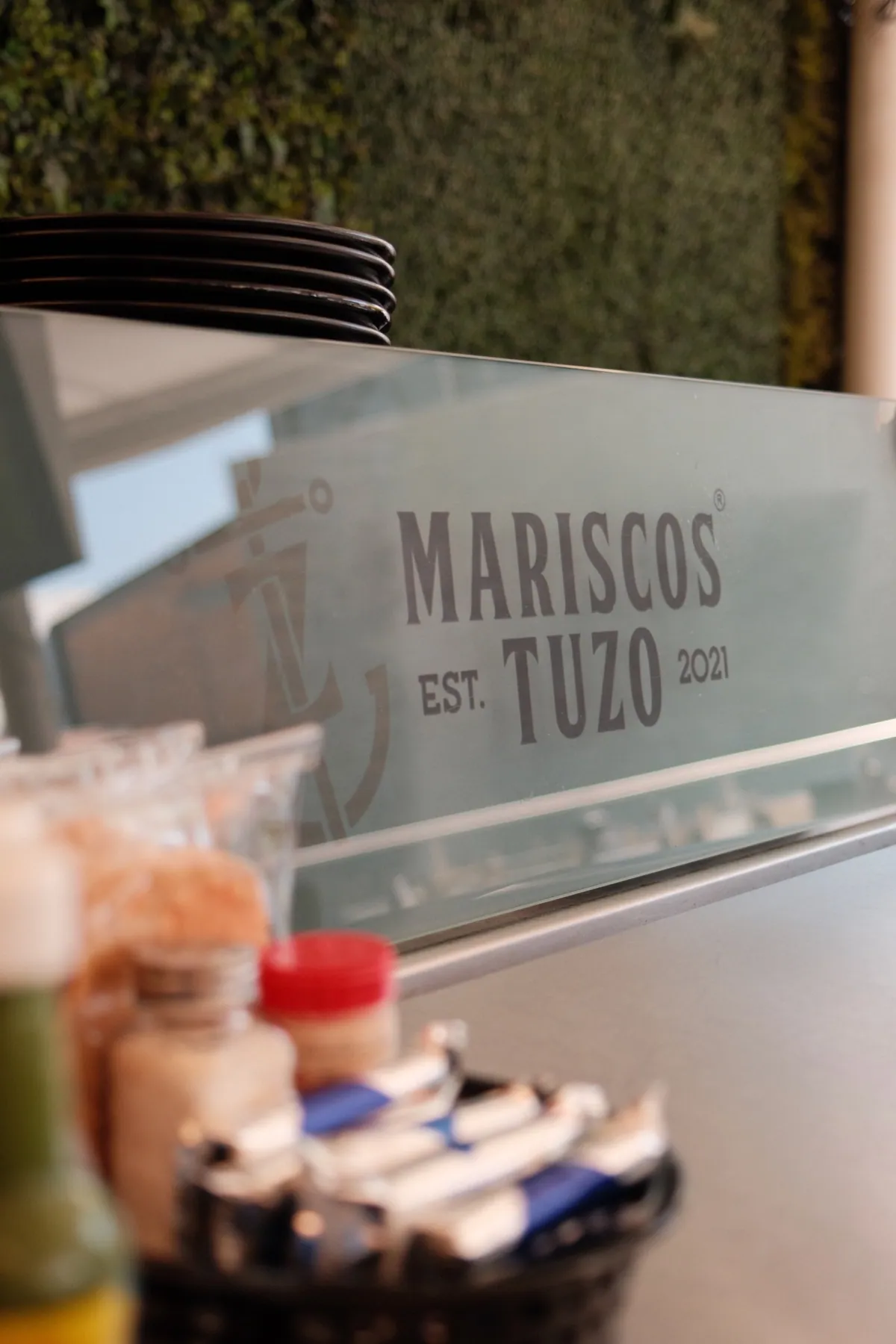 Barra de Mariscos TUZO