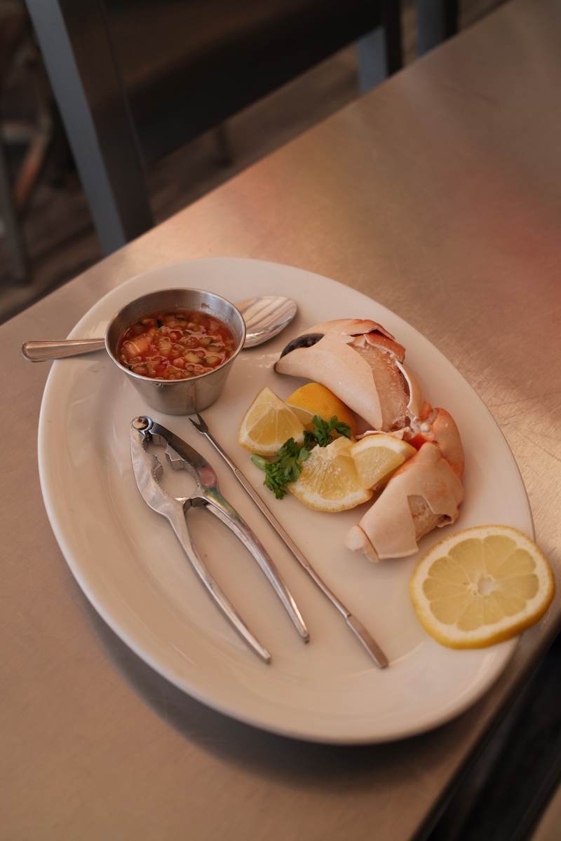 Tenazas de Cangrejo Moro - Mariscos TUZO